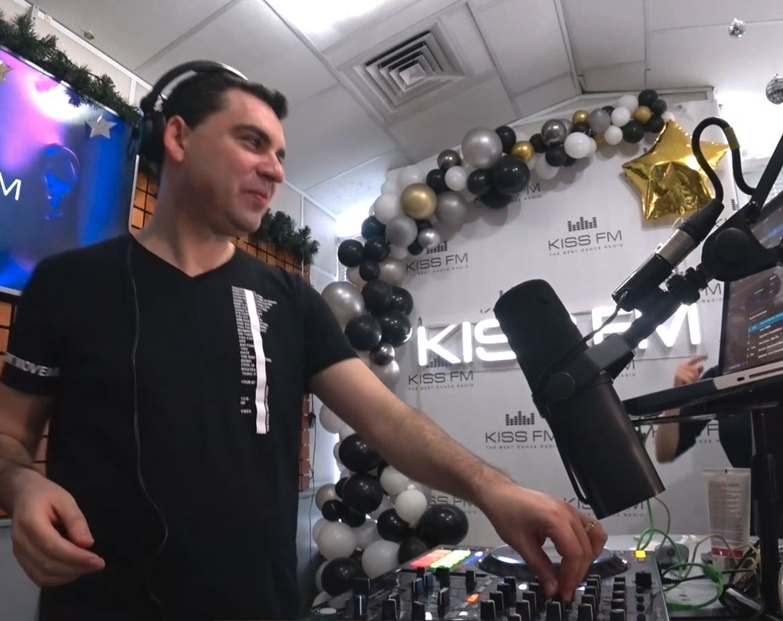 Arthur Project – Live @ Kiss Fm Ukraine — release cover artwork